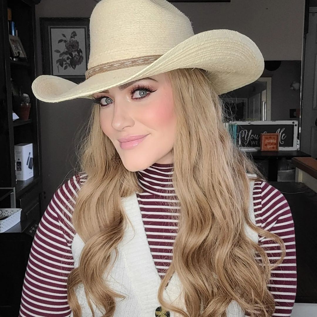 Hat Fall Wig Review from Amber